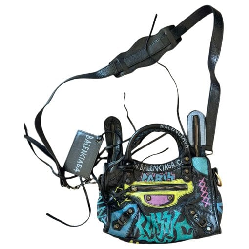 City leather handbag