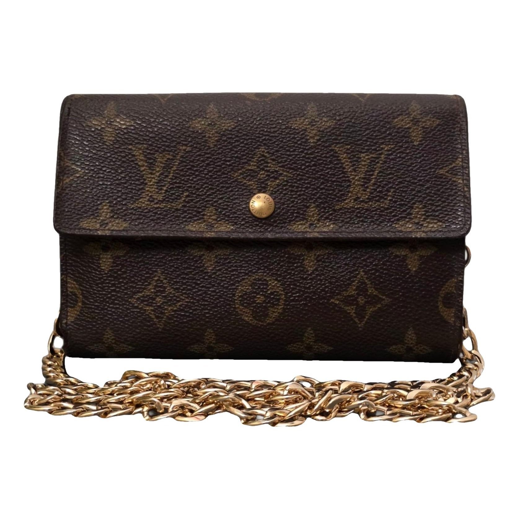 Leather clutch bag