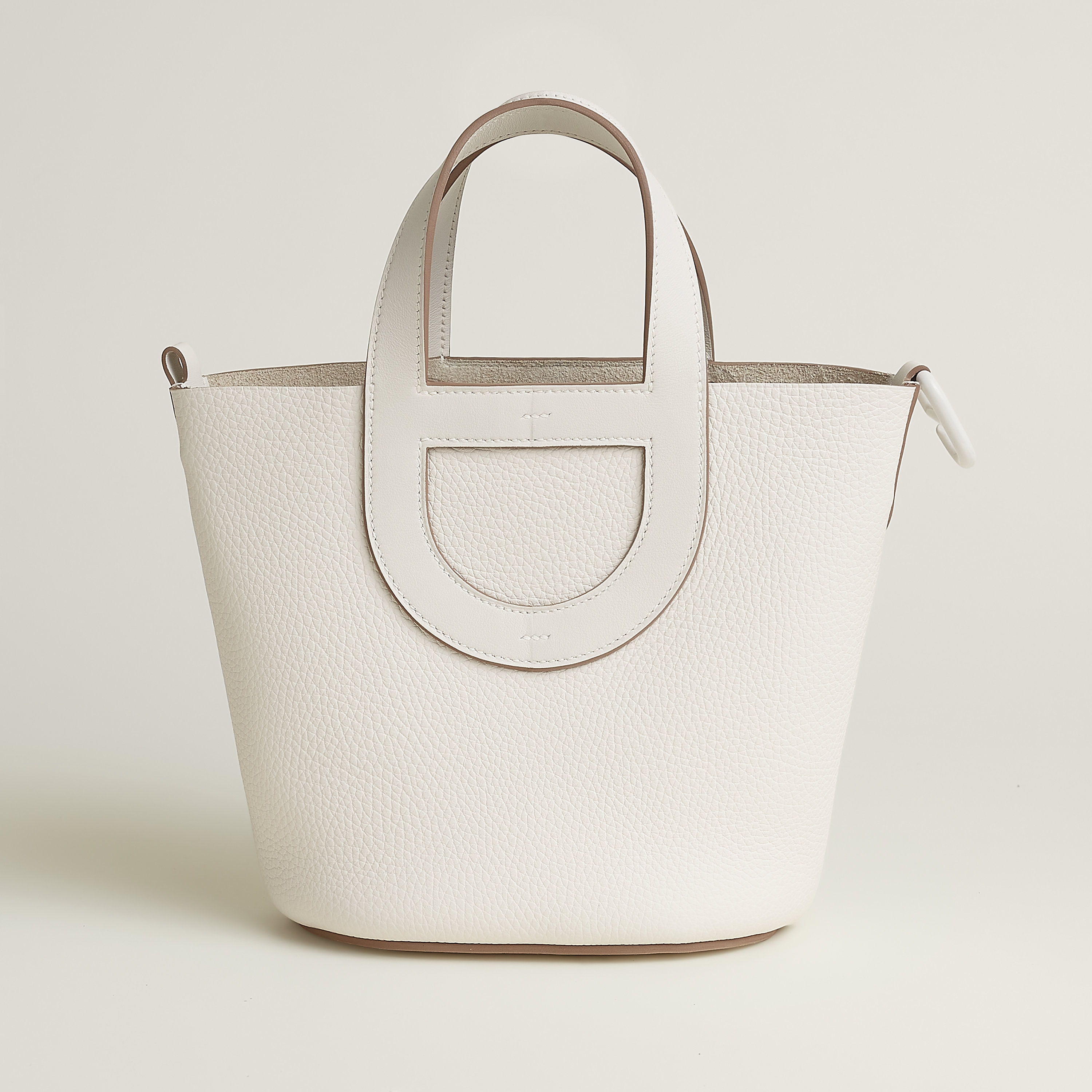 Hermès In-the-Loop 18 bag