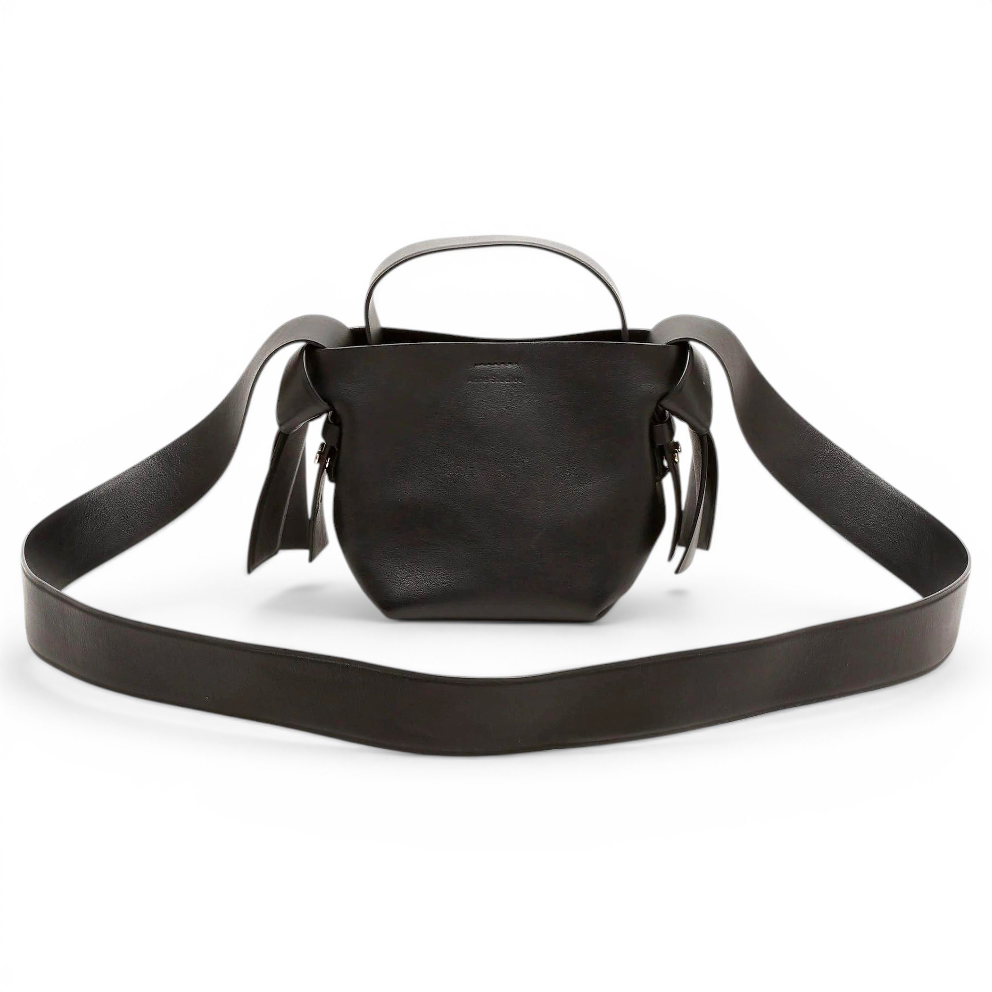 Musubi leather handbag