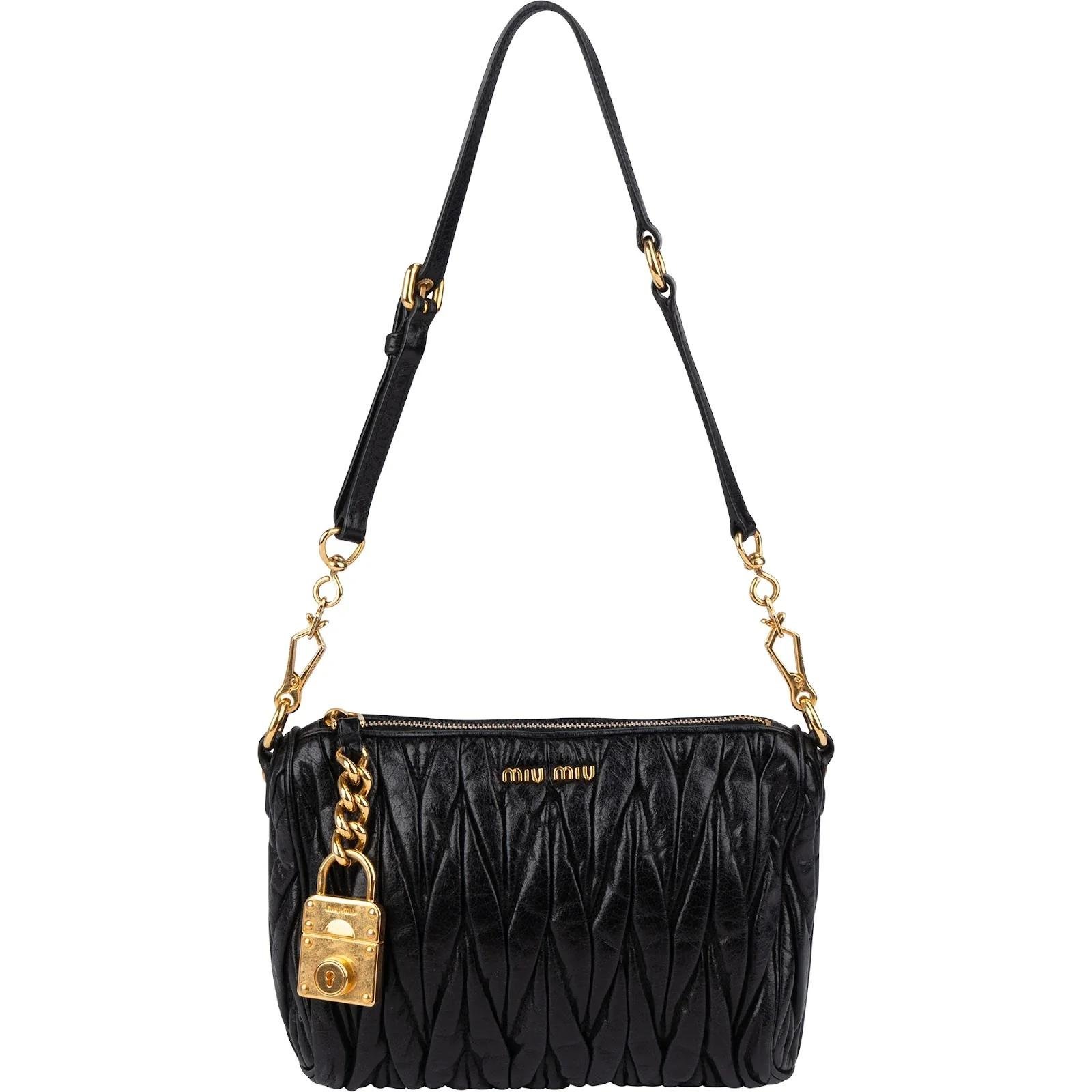 Matelassé leather handbag