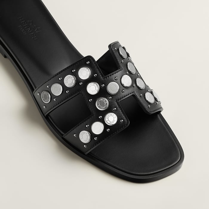 Noir Oran Sandal