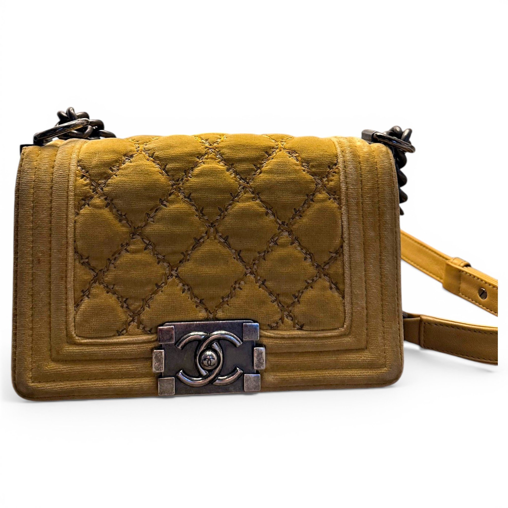 Boy velvet handbag