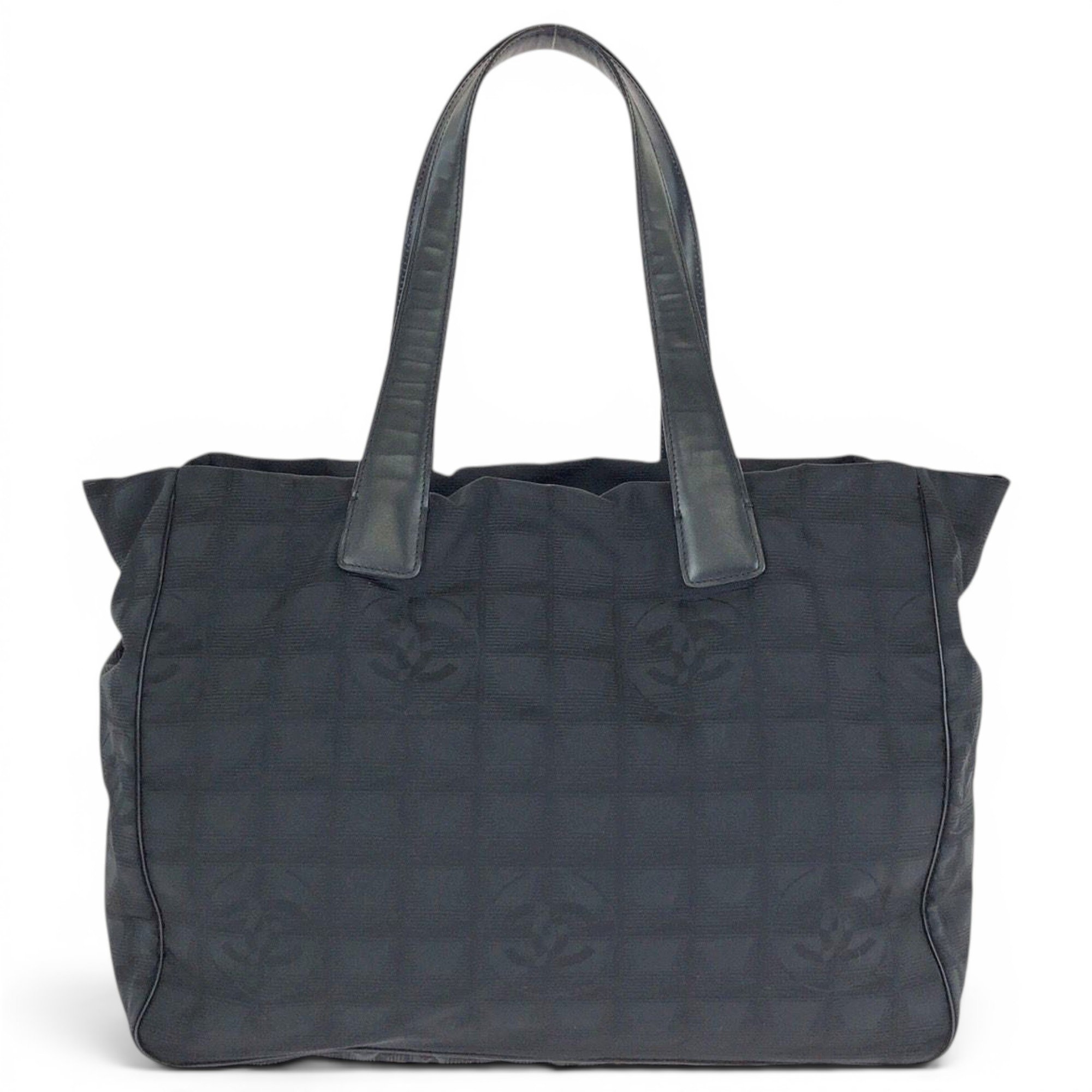Leather tote