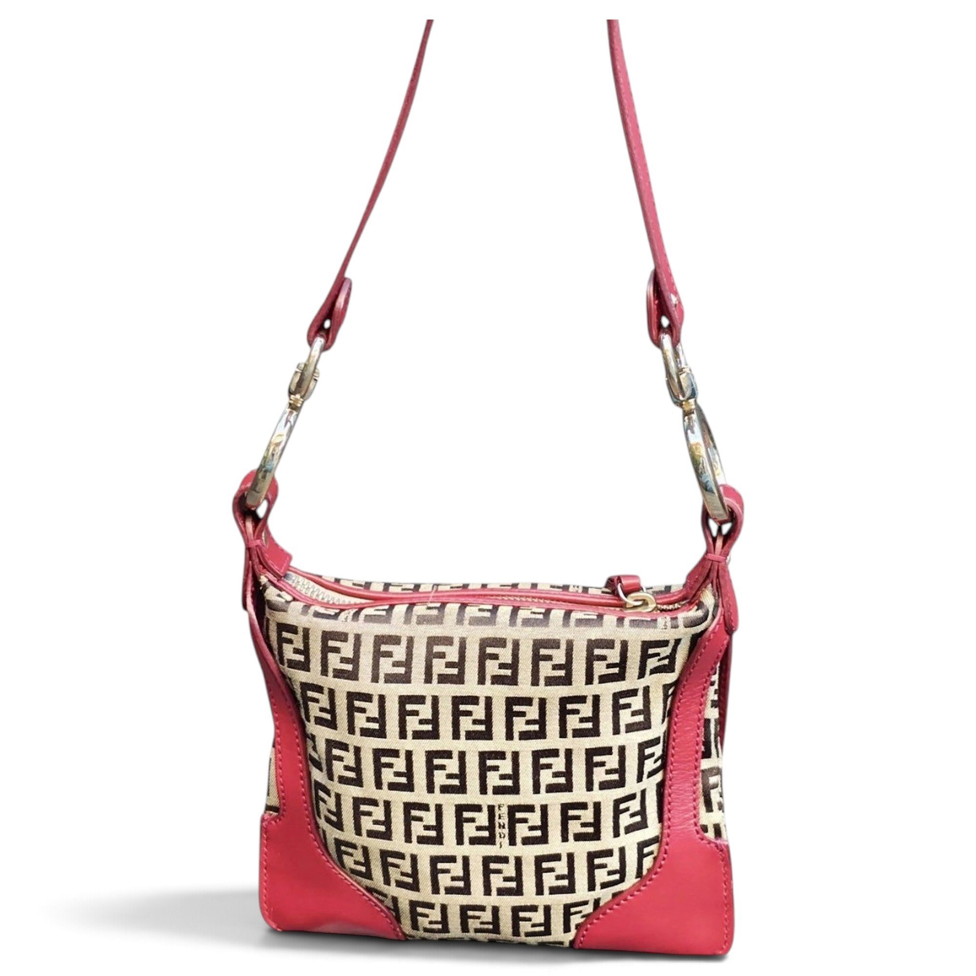 Croissant leather handbag