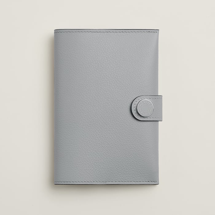 Gris Pantin R.M.S Passport Holder