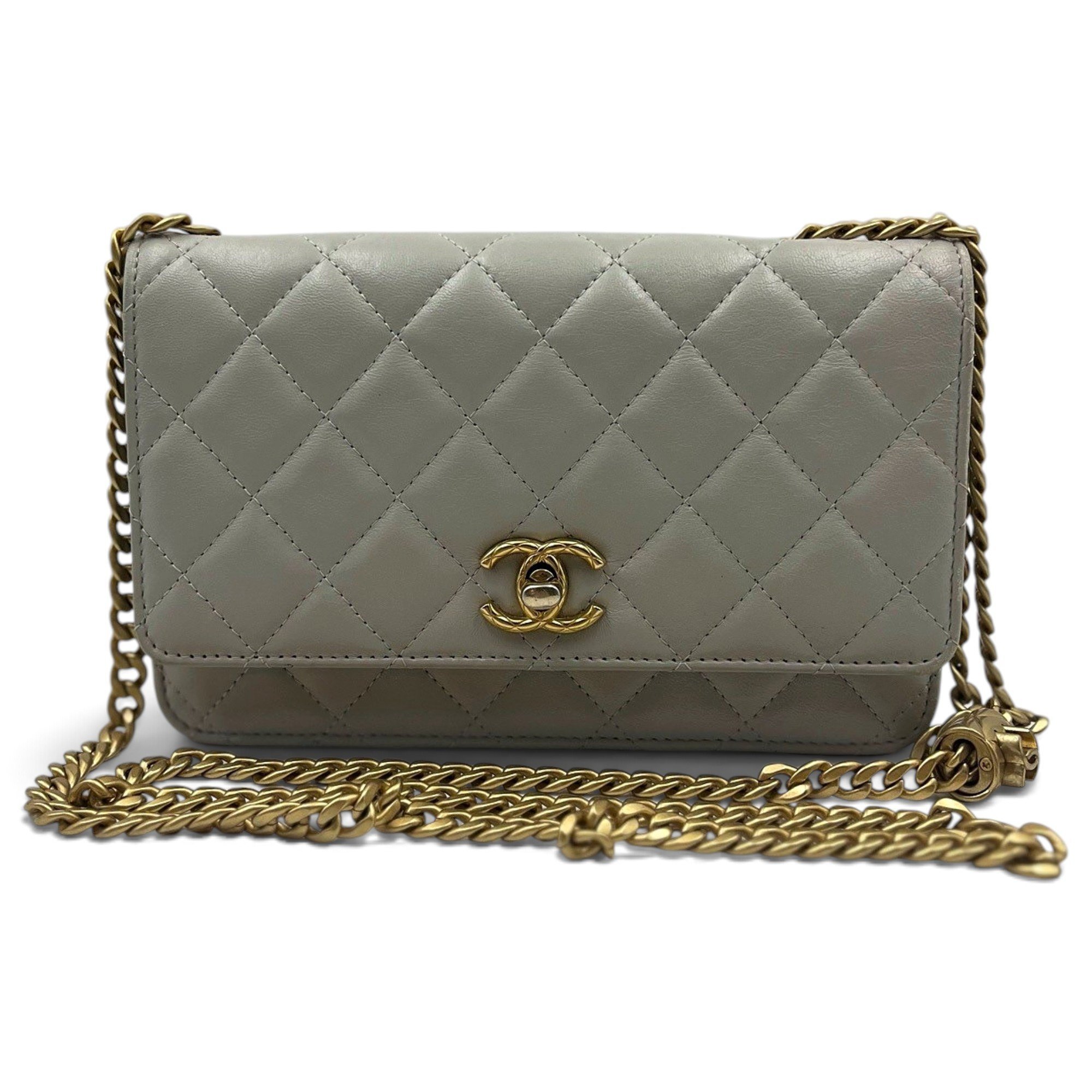 Wallet On Chain Timeless/Classique leather crossbody bag
