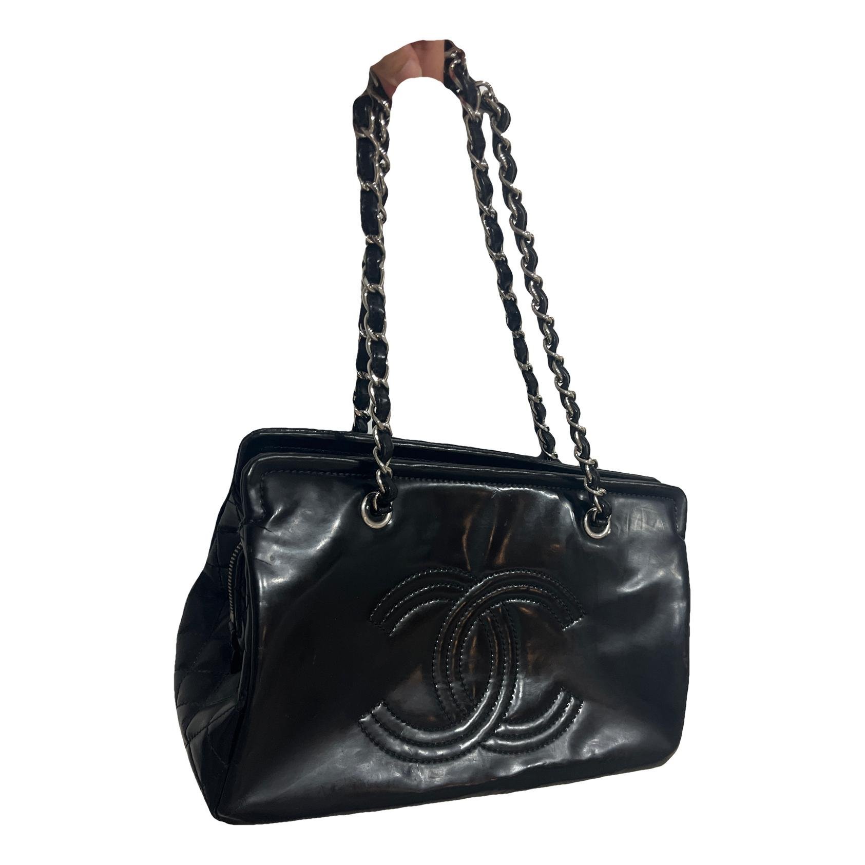 Patent leather handbag