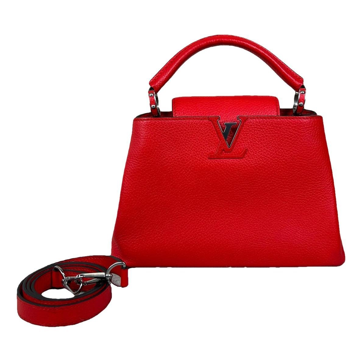 Capucines leather handbag