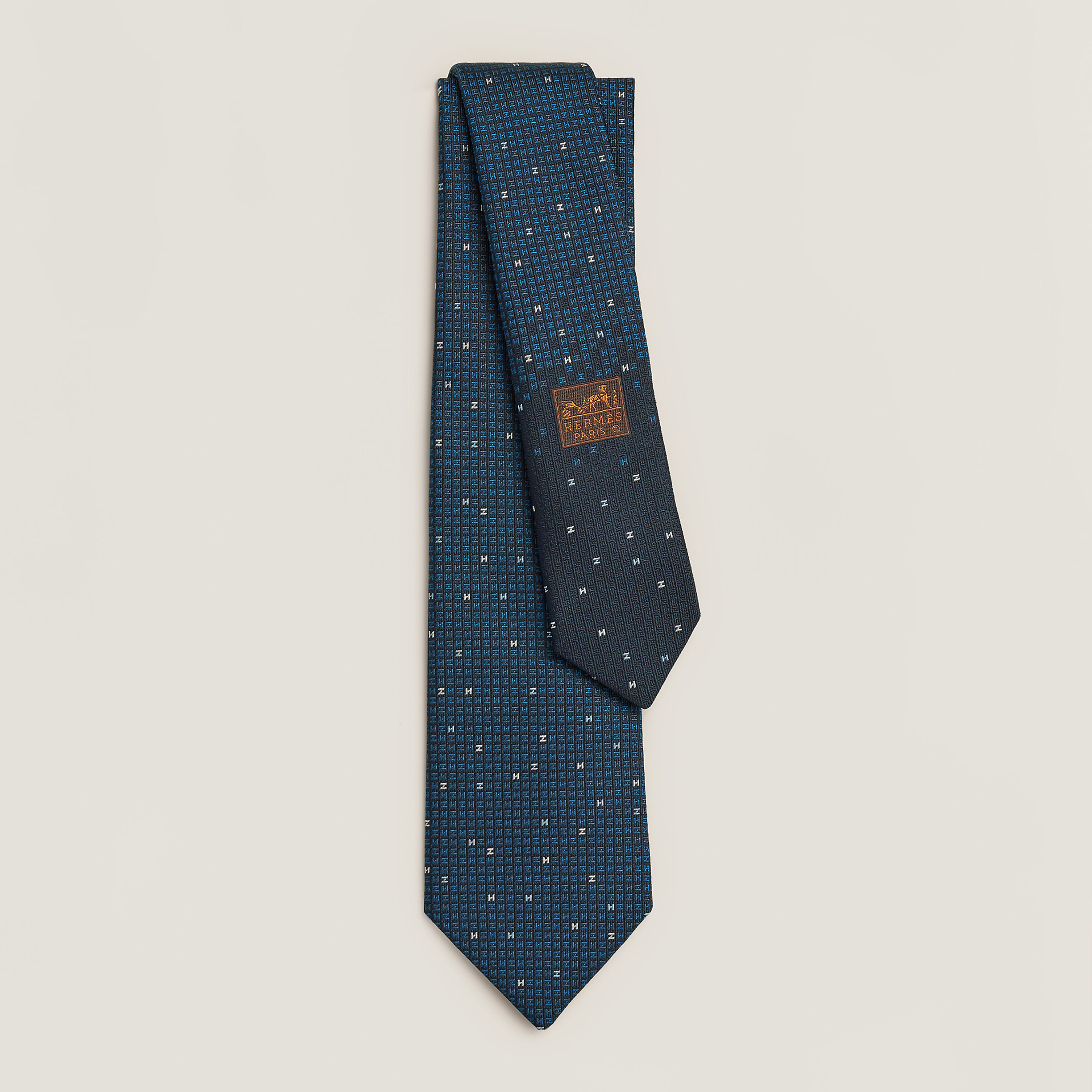 Arcade H tie