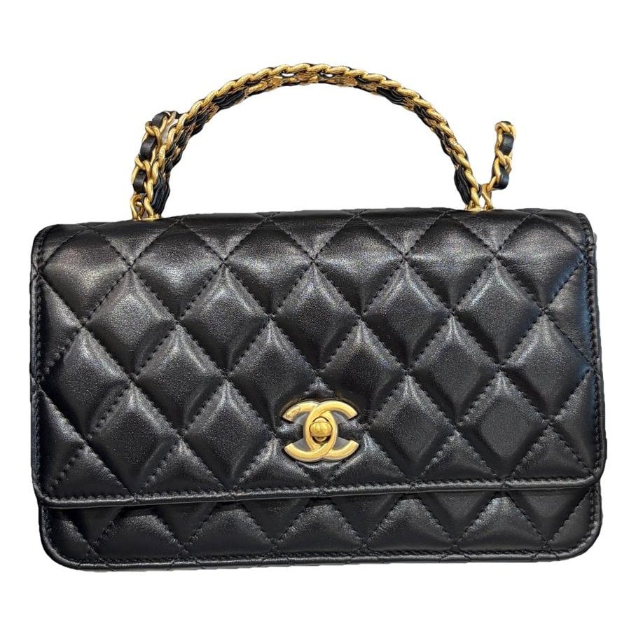Wallet On Chain Timeless/Classique leather crossbody bag