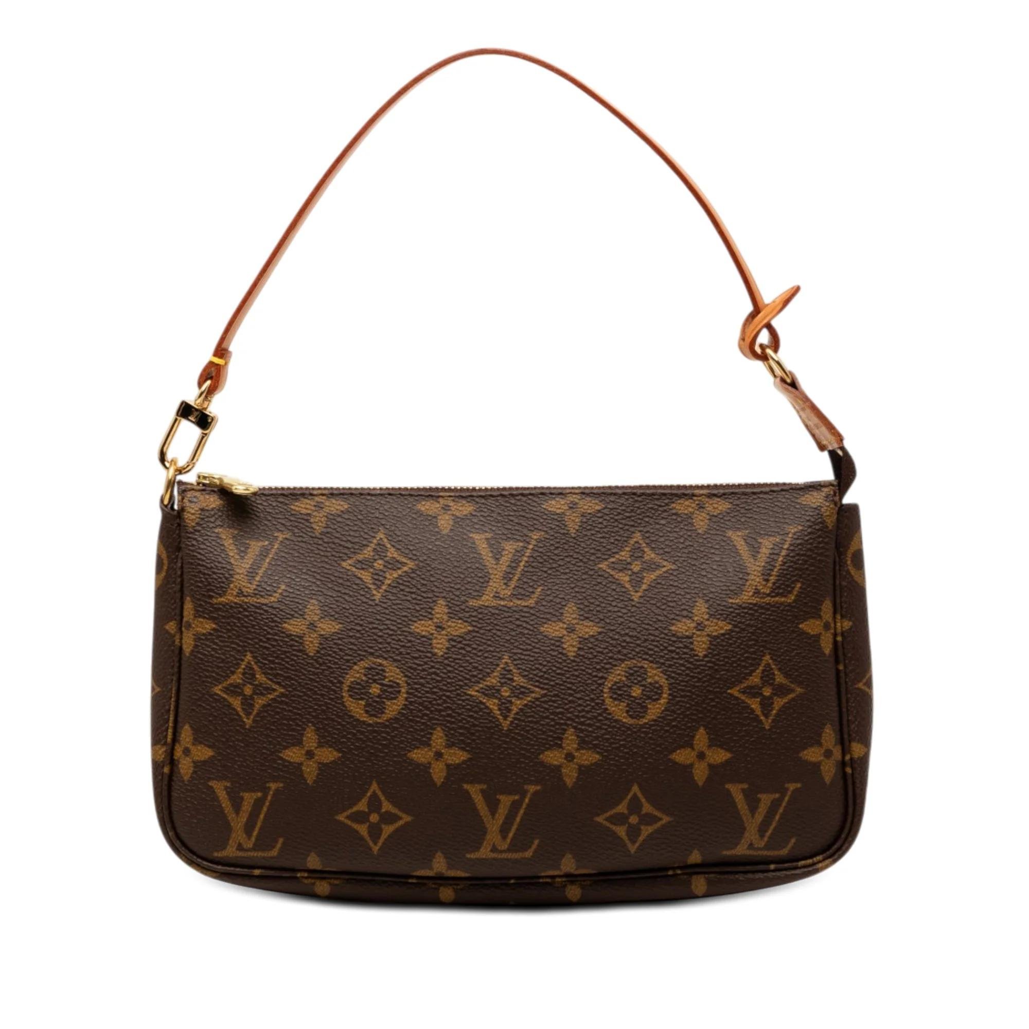 Pochette Accessoire leather handbag