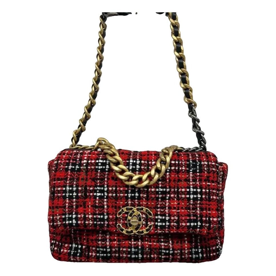 Chanel 19 cloth handbag