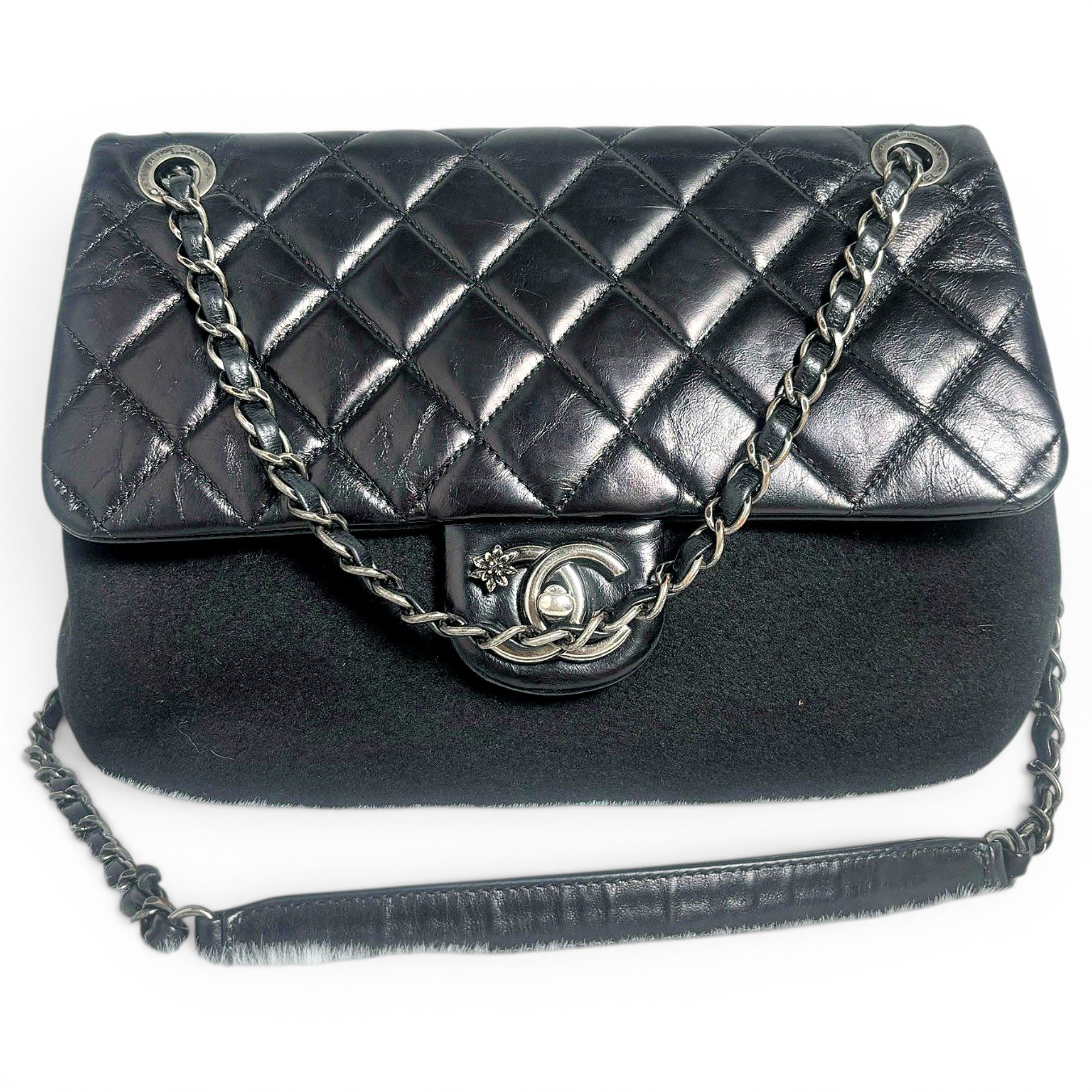 Timeless/Classique leather crossbody bag