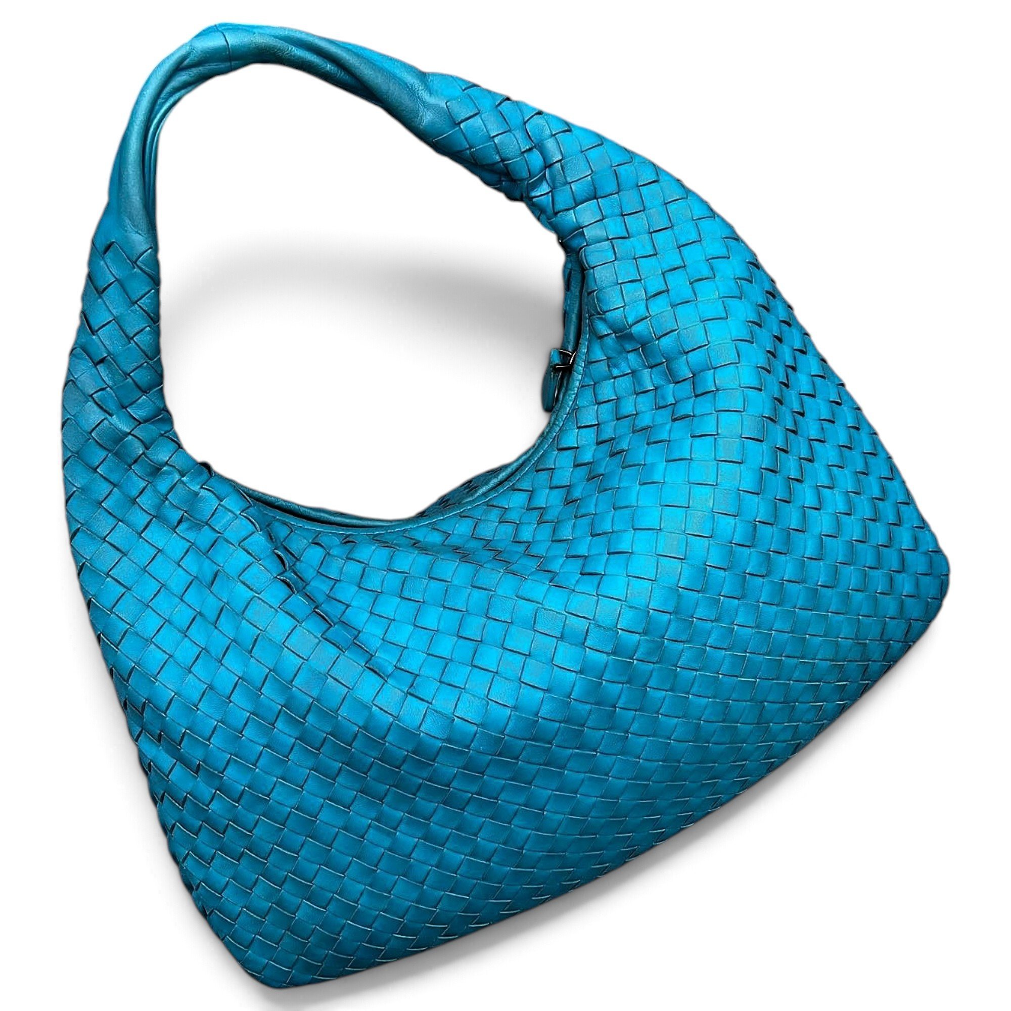Veneta leather handbag