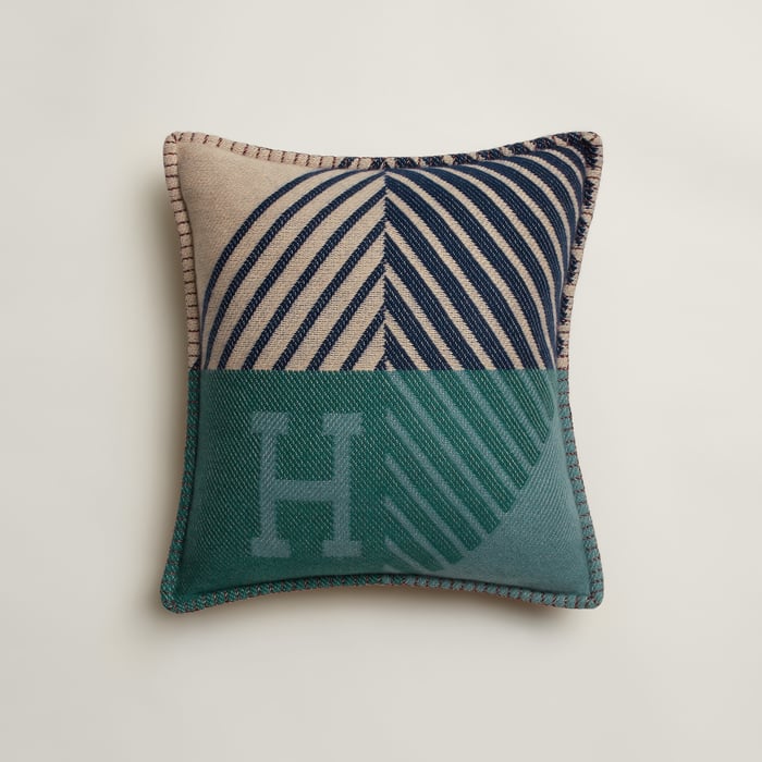 H Diagonale Pillow