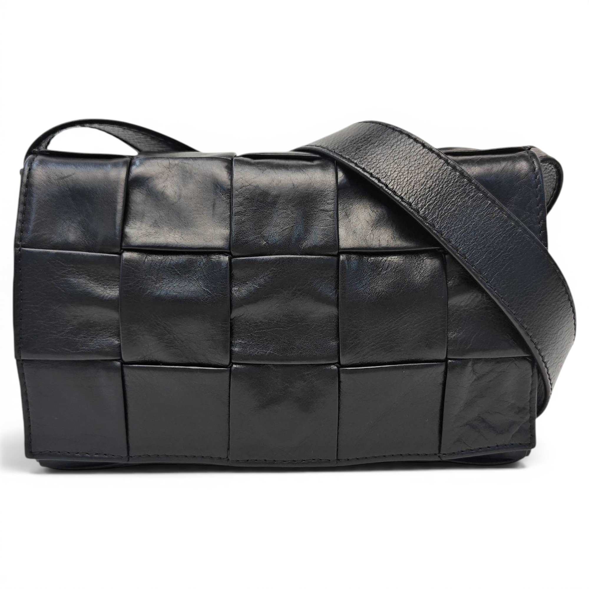 Cassette leather crossbody bag