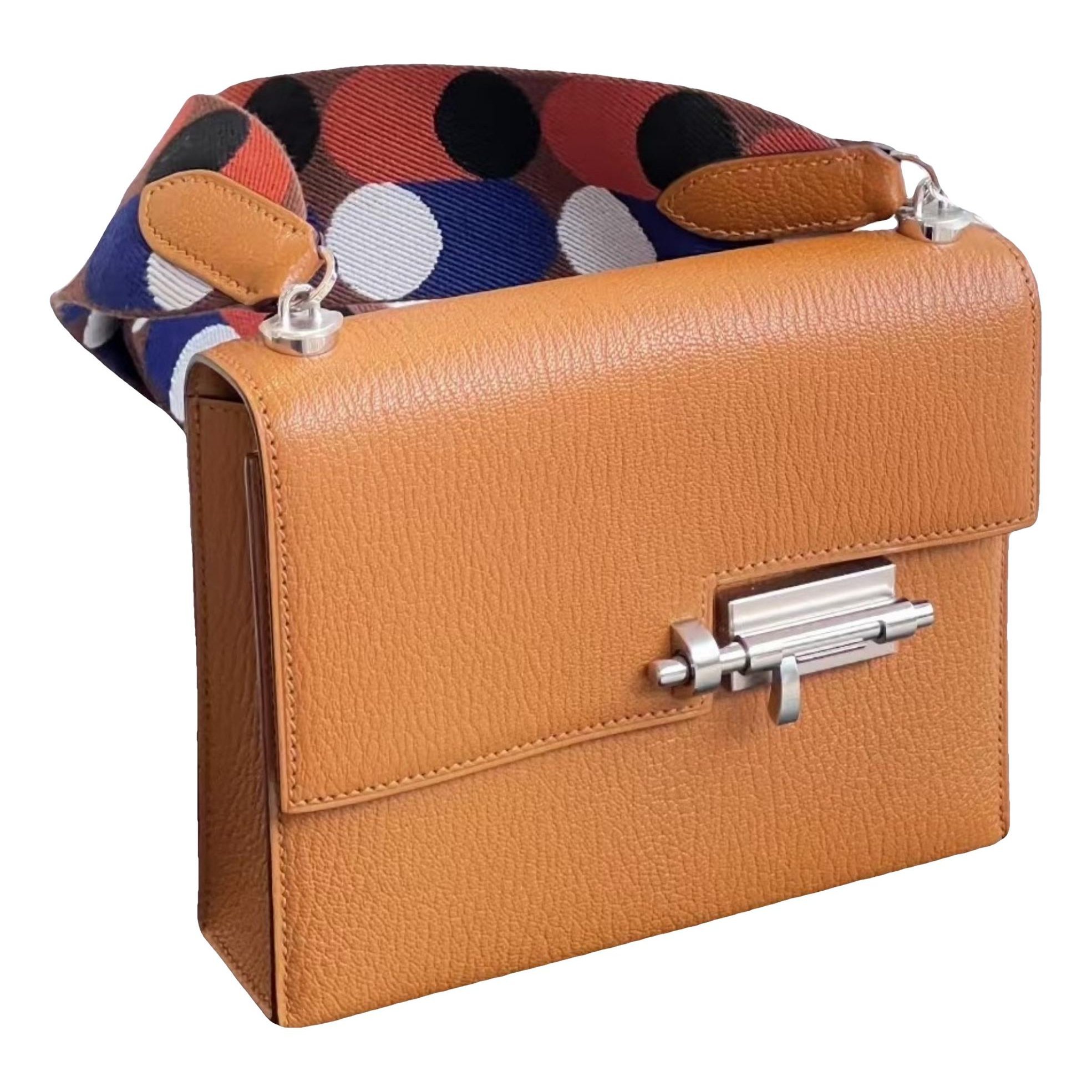 Verrou leather handbag