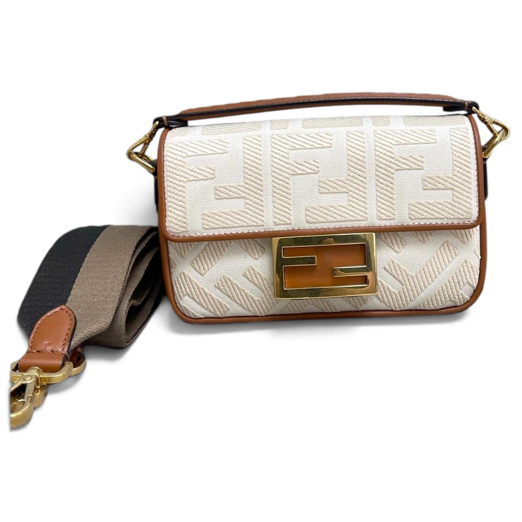 Baguette cloth handbag
