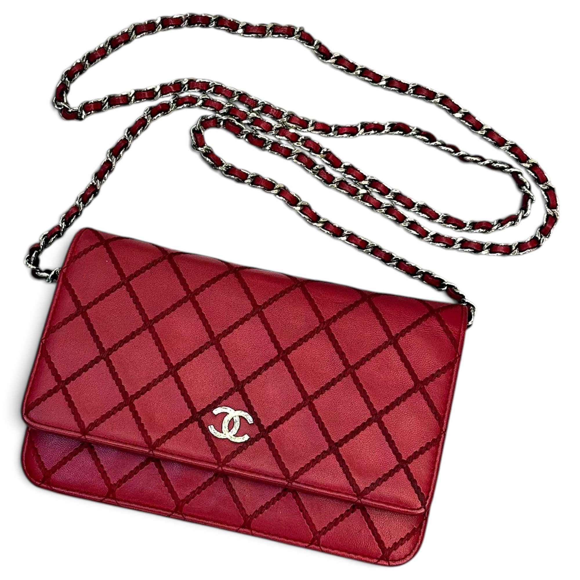 Wallet On Chain Timeless/Classique leather crossbody bag