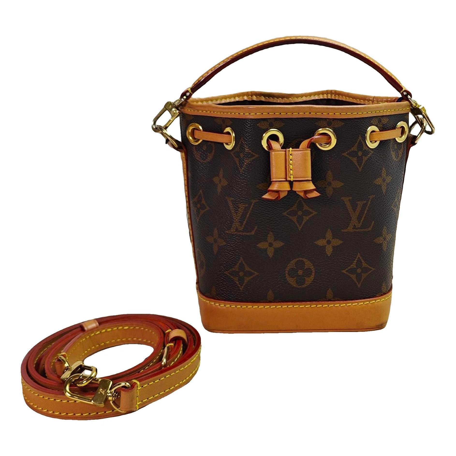 NéoNoé BB leather handbag