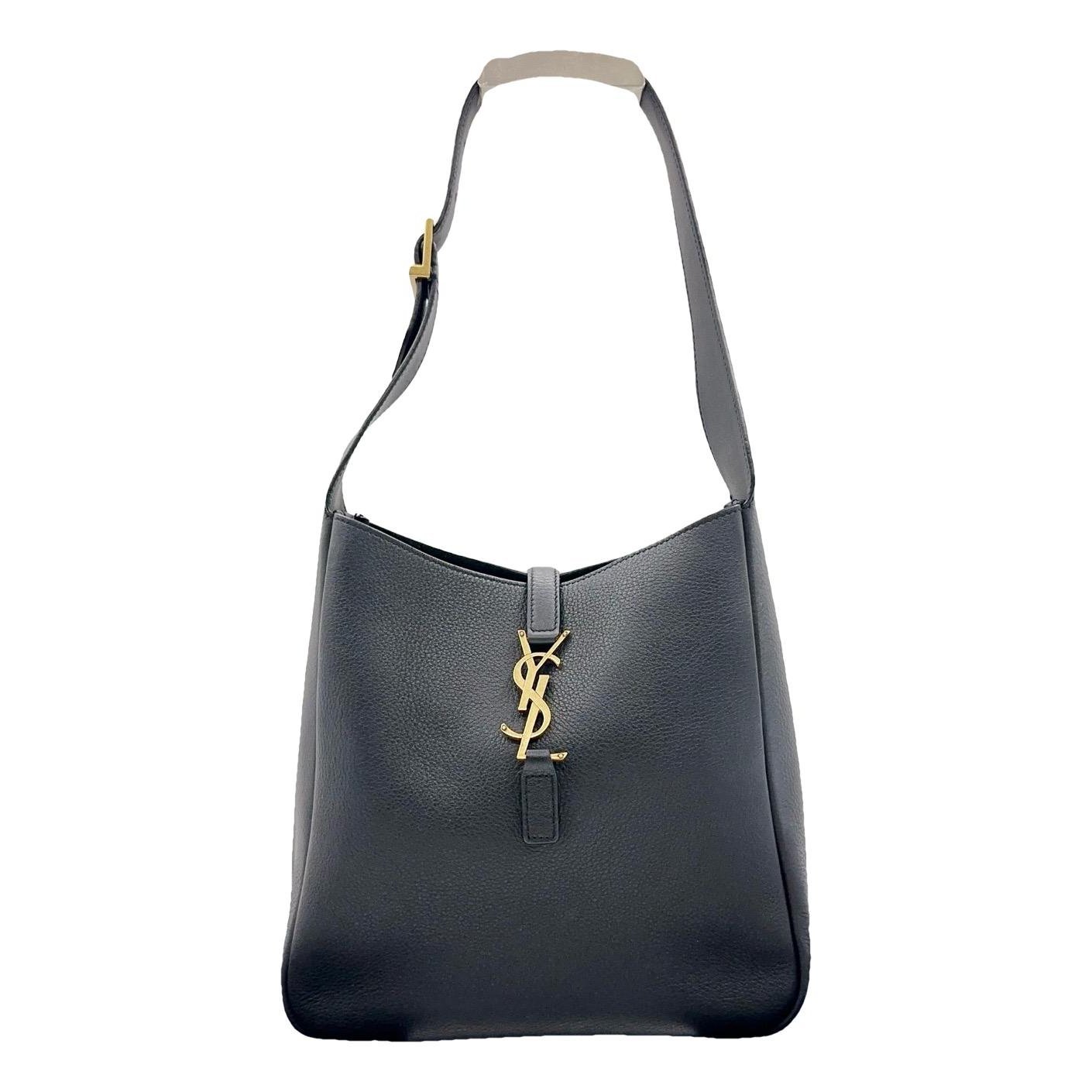 Le 37 leather handbag