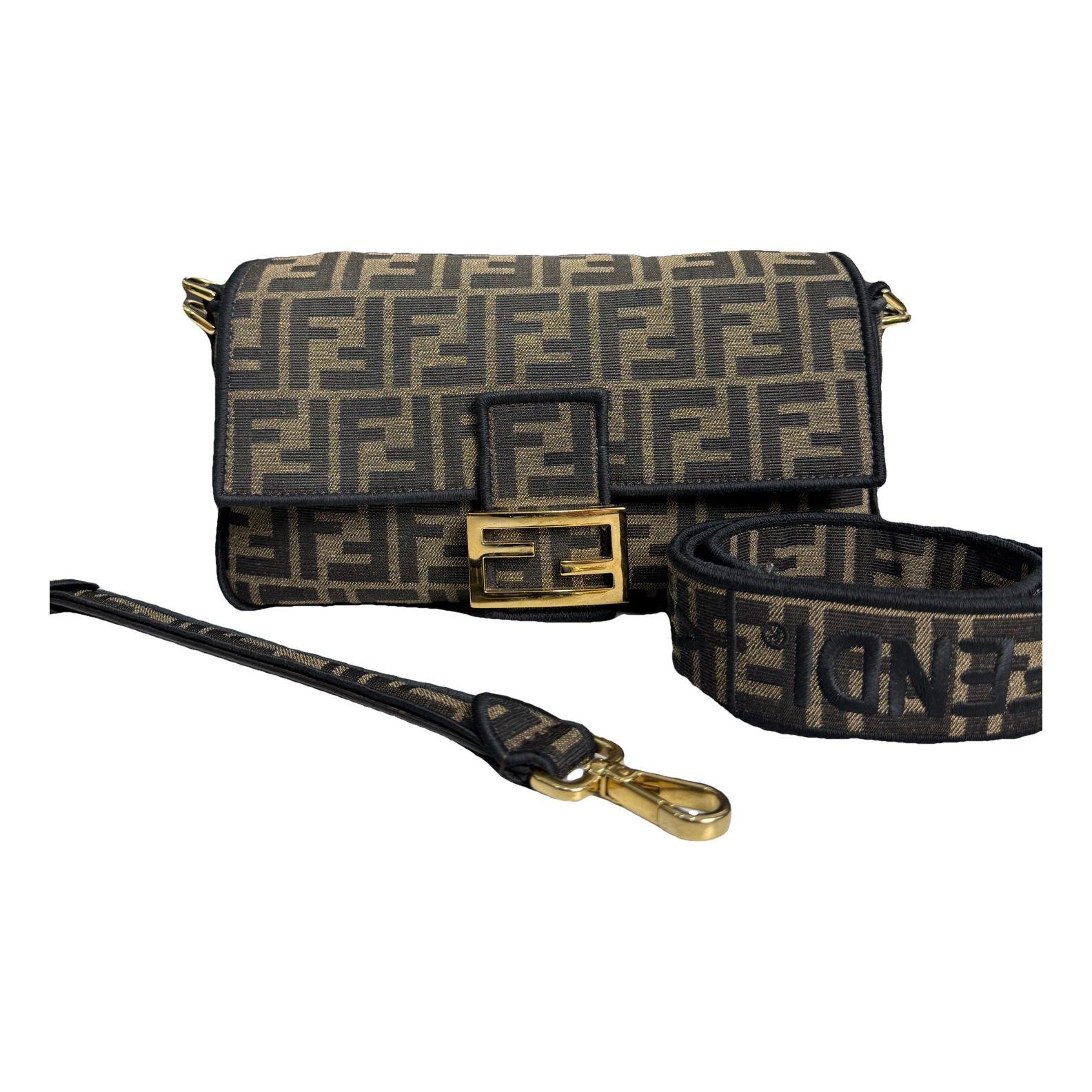 Baguette cloth handbag