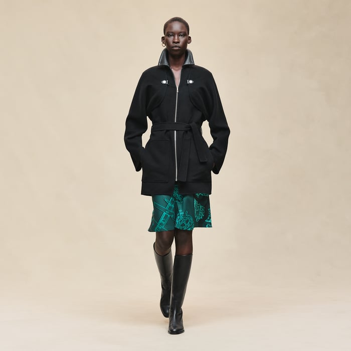 Noir Light Coat In Double-sided Cashmere