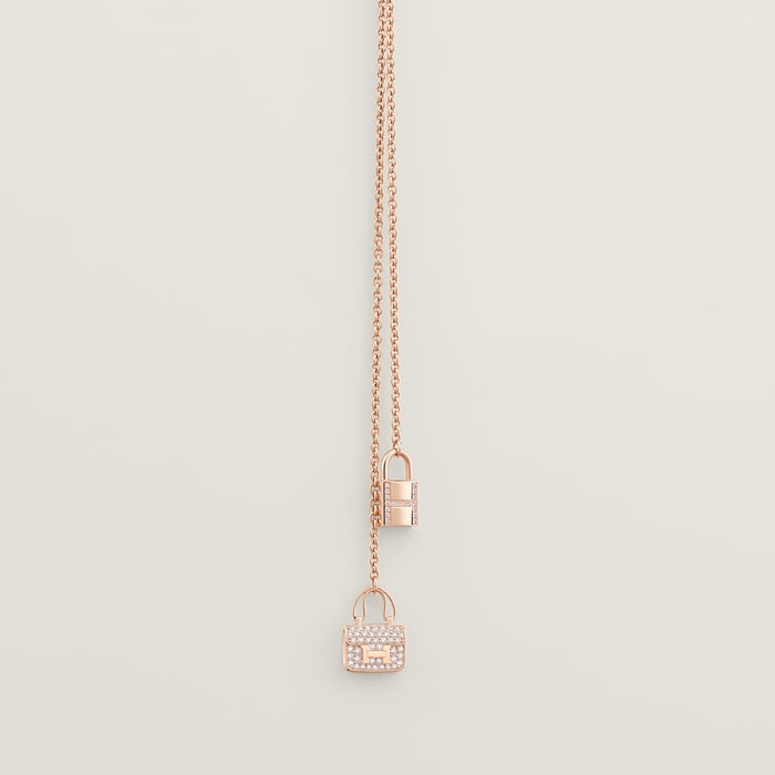 Sans Coloris Amulettes Constance Long Necklace