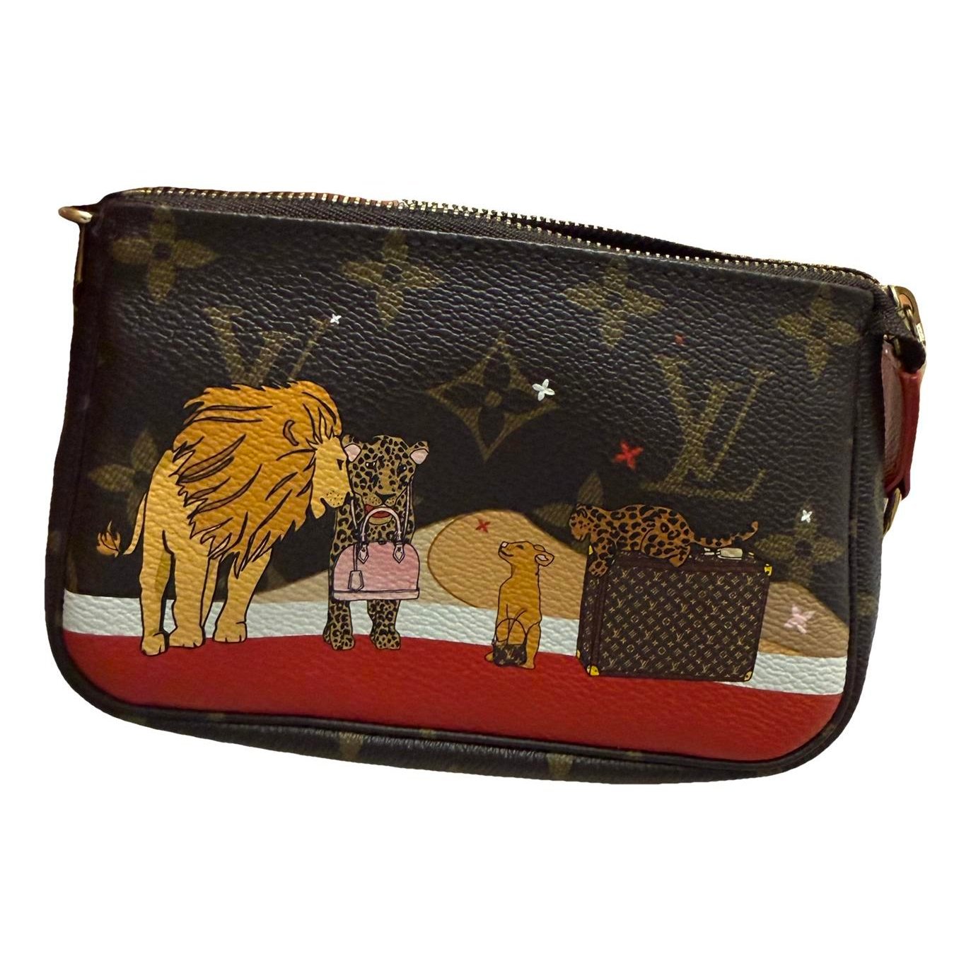 Leather clutch bag