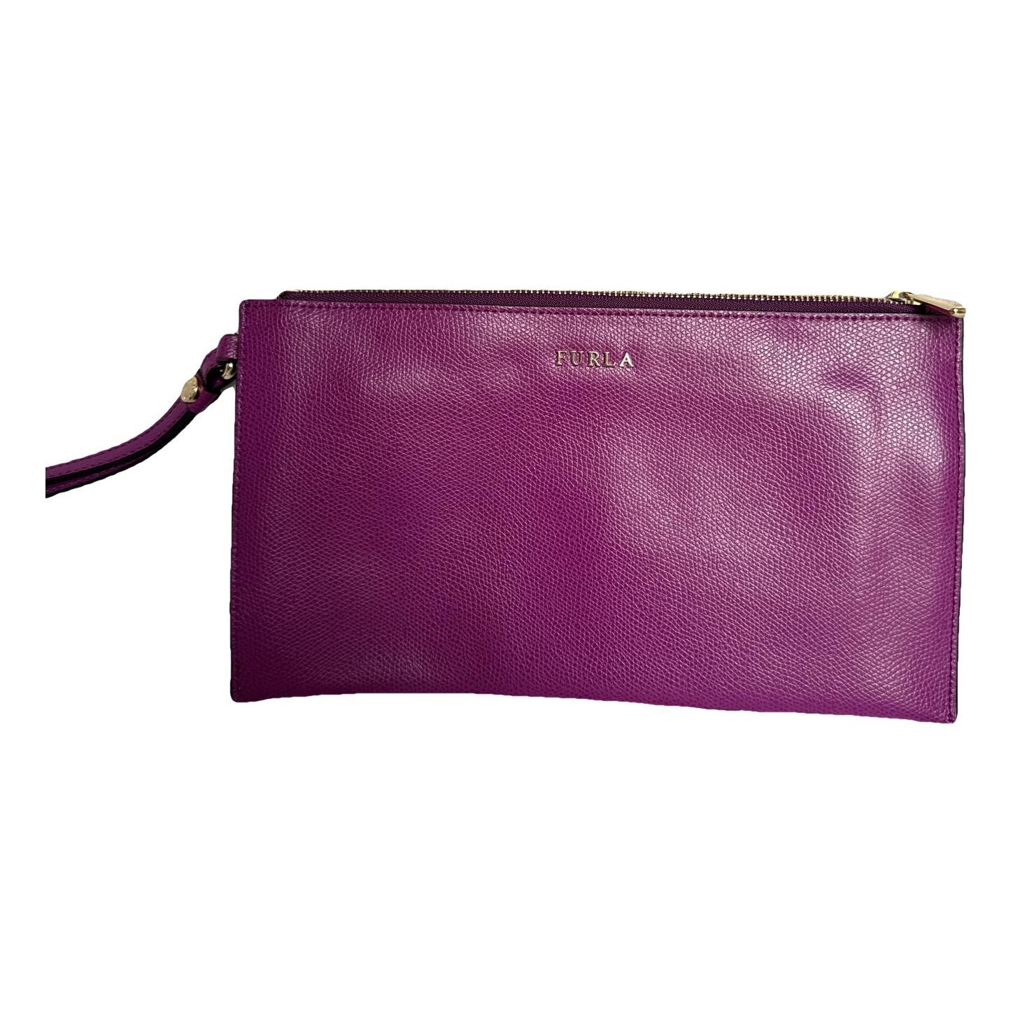 Leather clutch bag