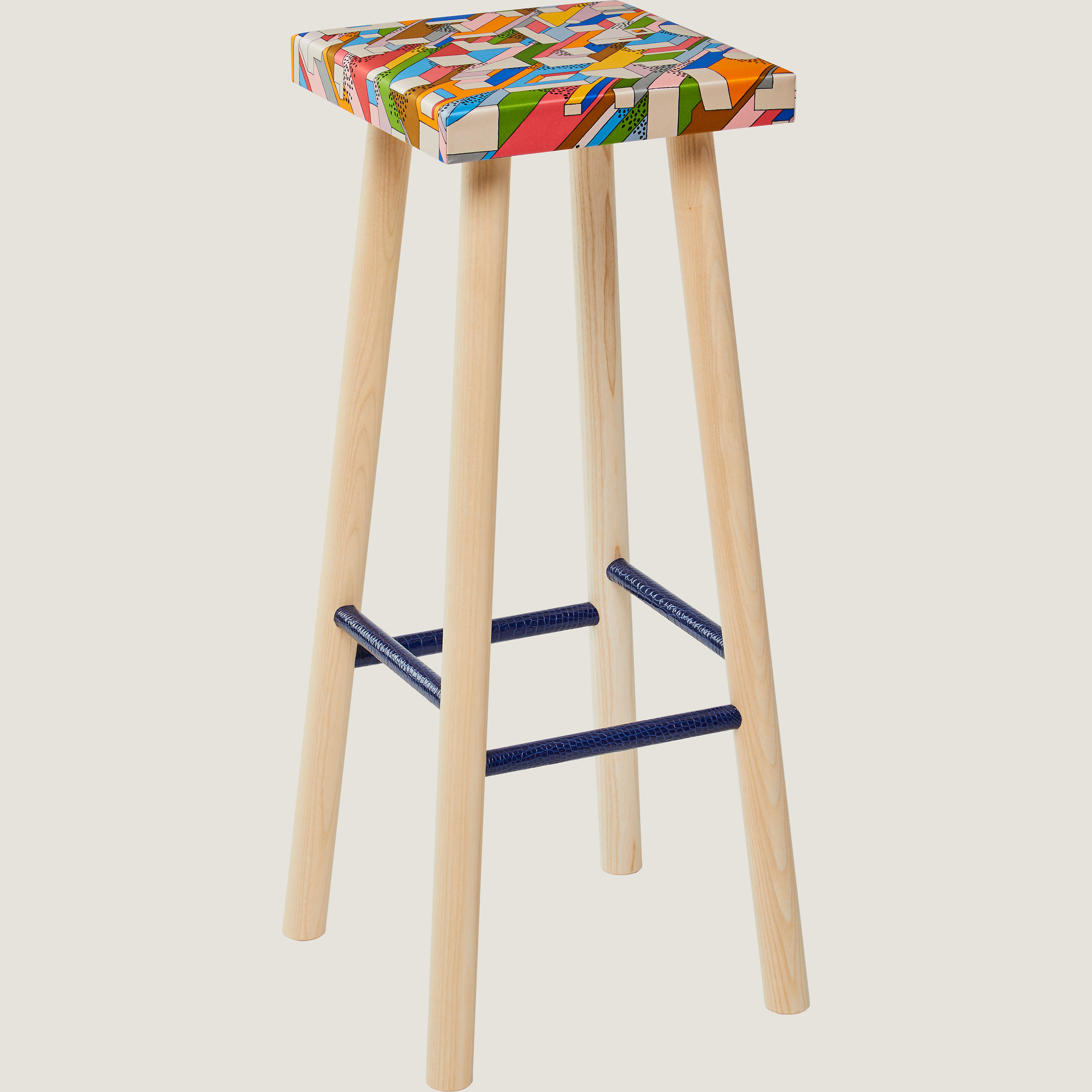 Stool GM
