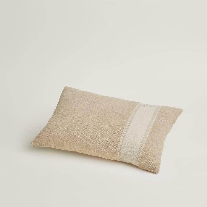 Sable Yachting Uni Beach Pillow