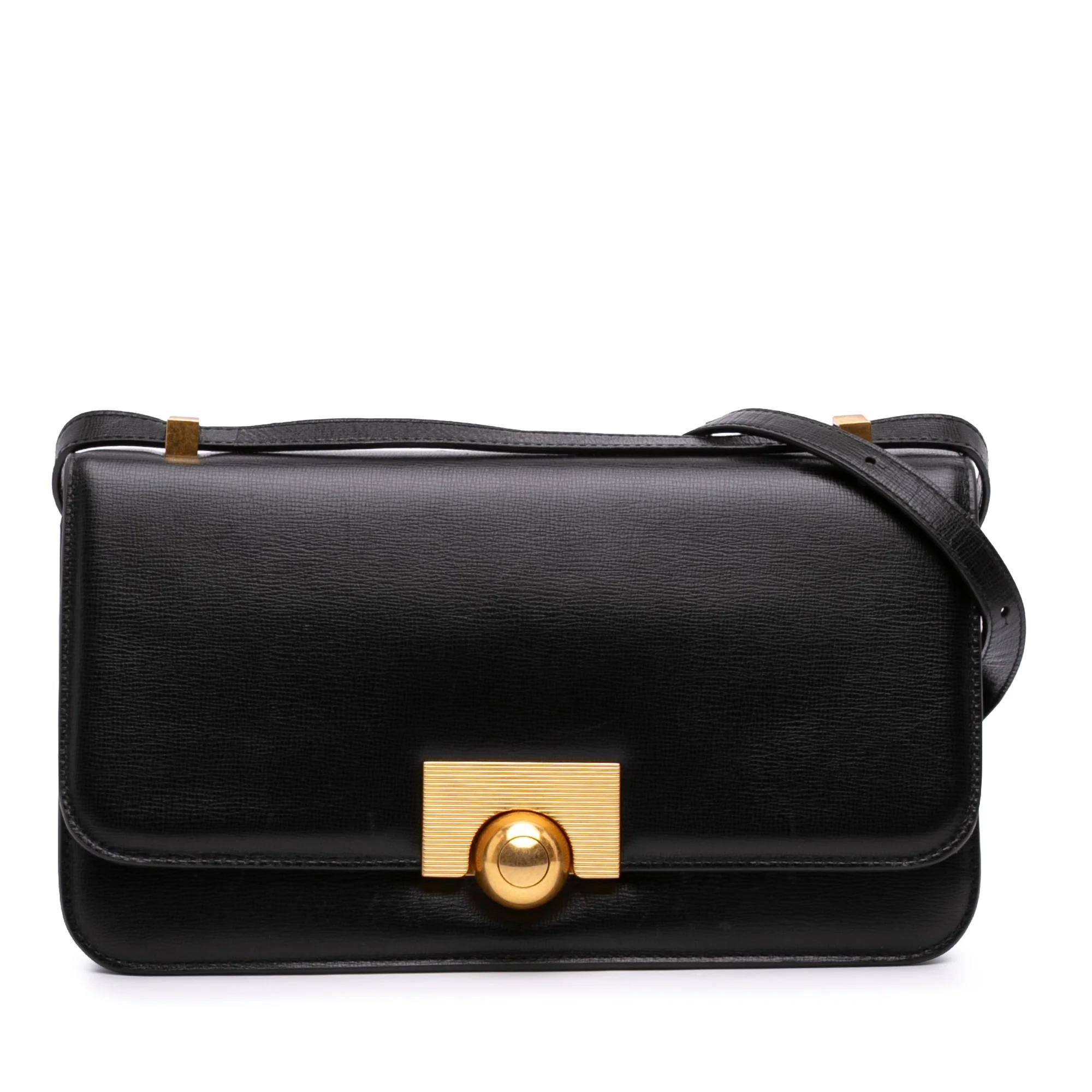 BV Classic leather crossbody bag
