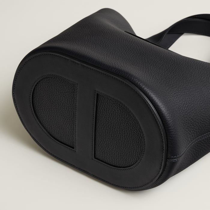 카방 Hermès In-the-loop 23 백