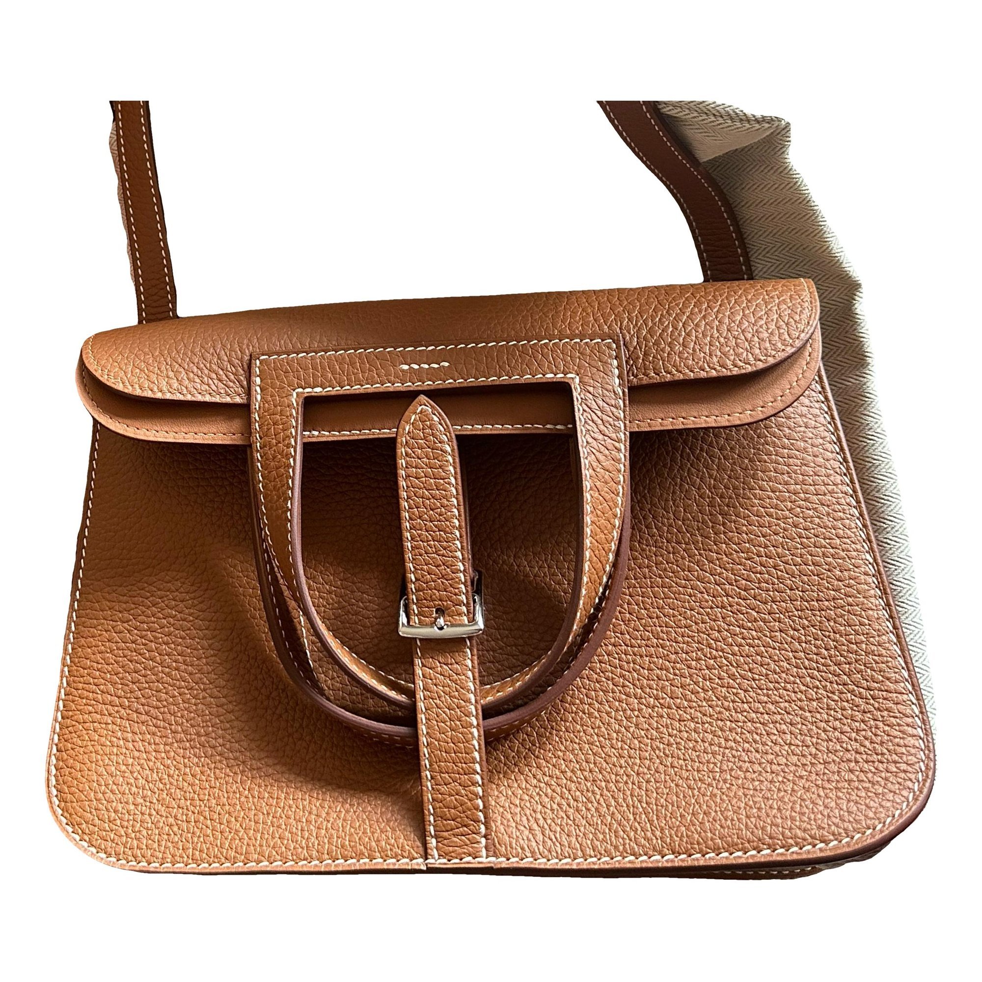 Halzan leather handbag