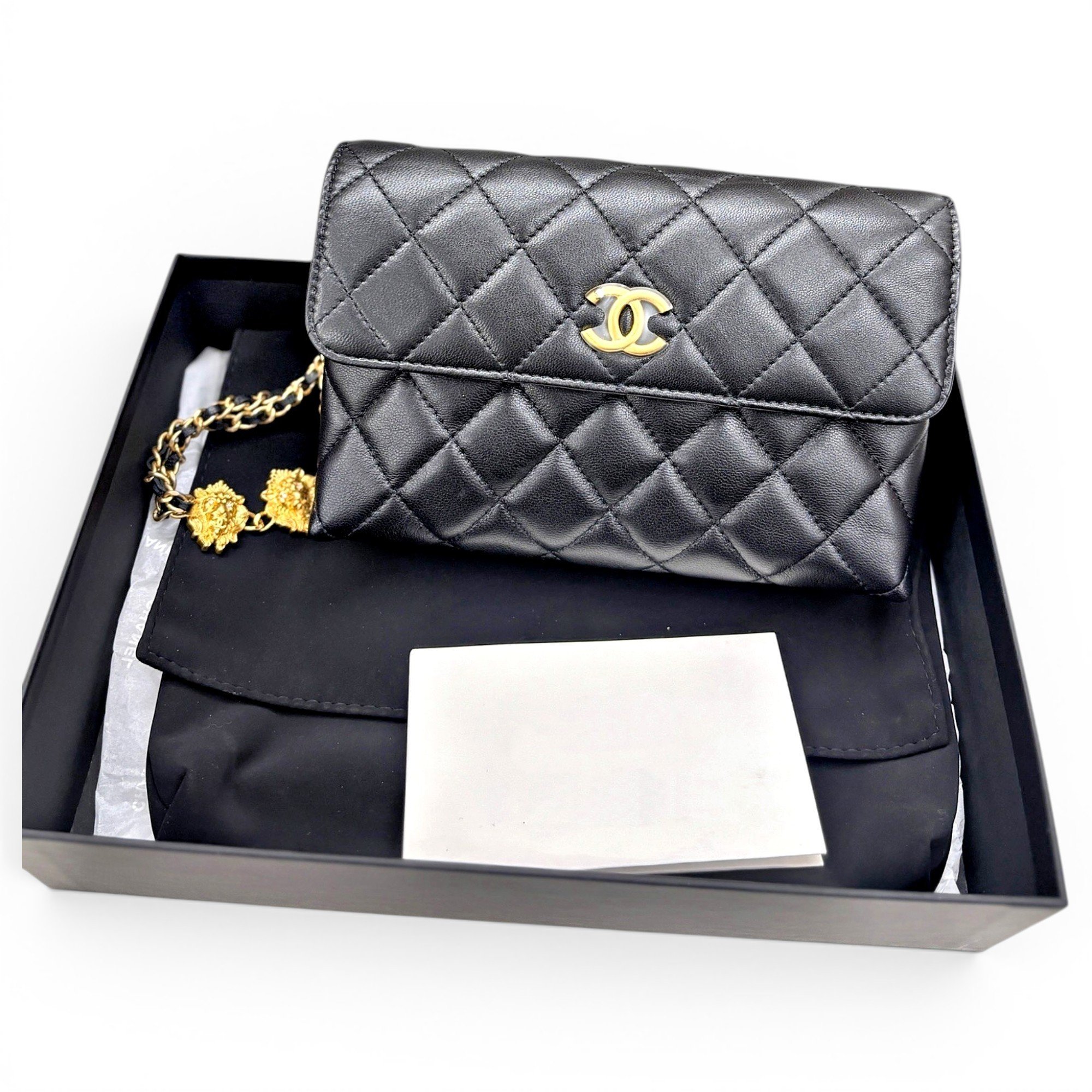 Wallet On Chain Timeless/Classique leather crossbody bag