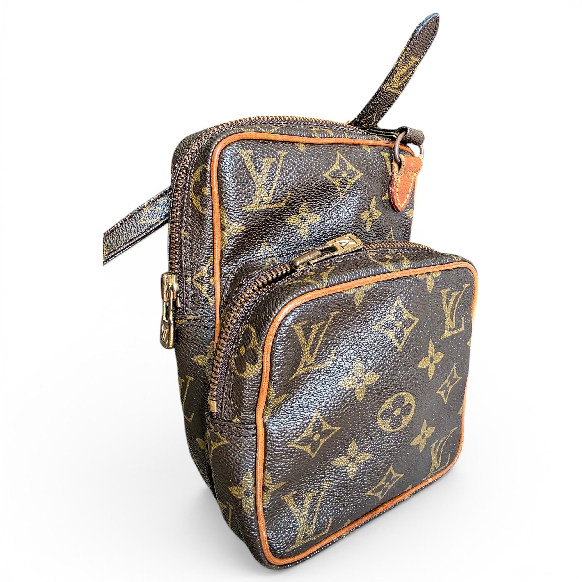 Amazon leather mini bag