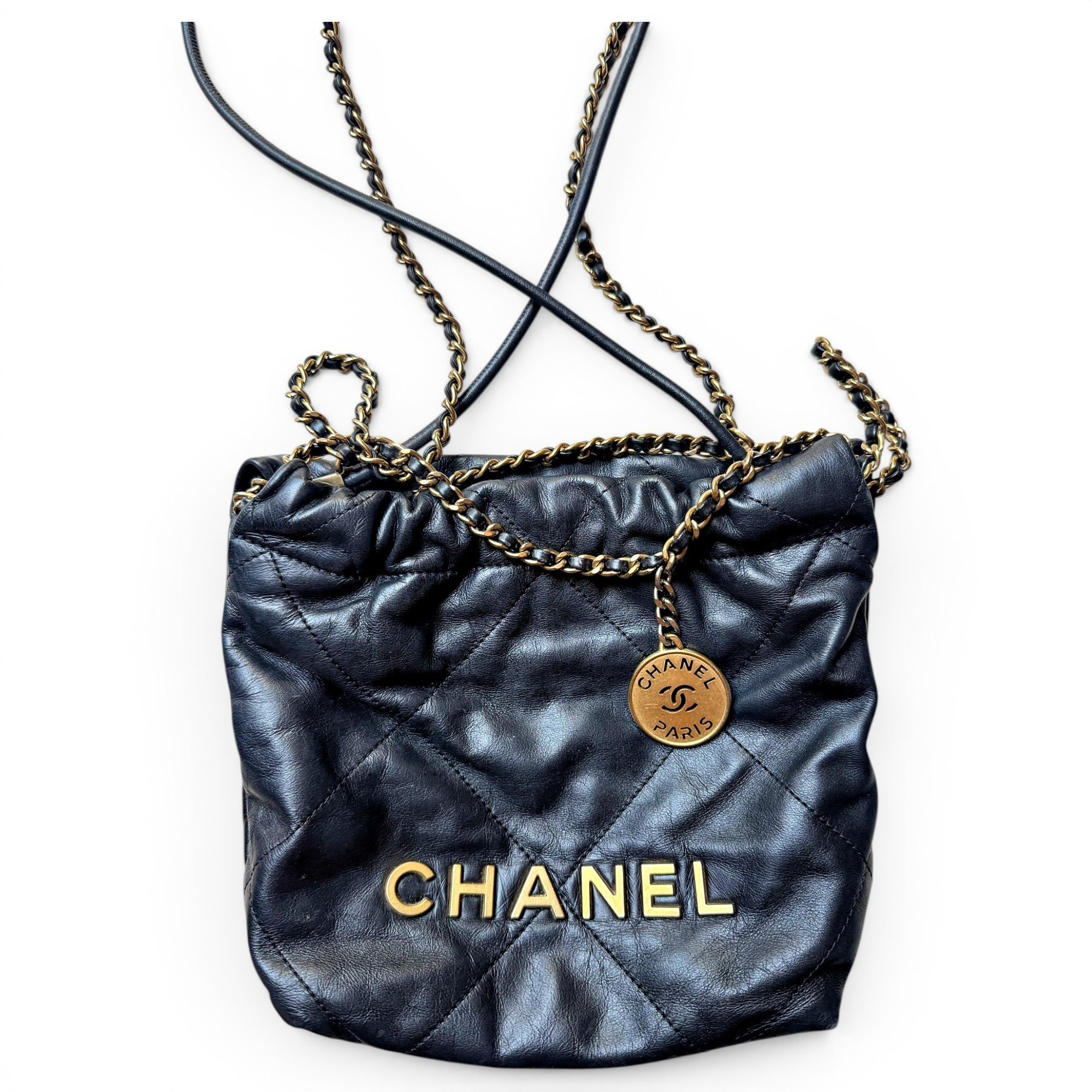 Chanel 22 leather crossbody bag