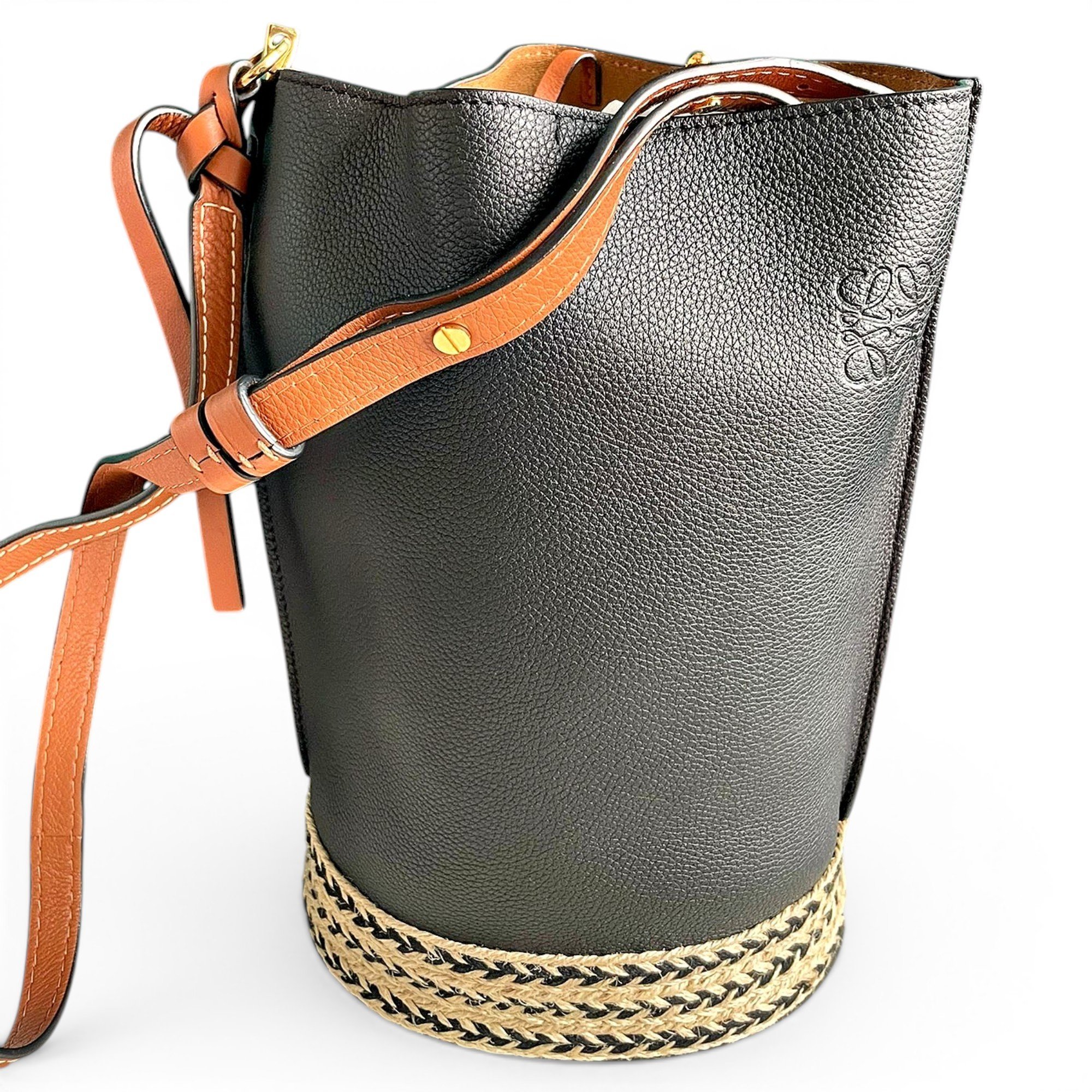 Gate Bucket leather crossbody bag