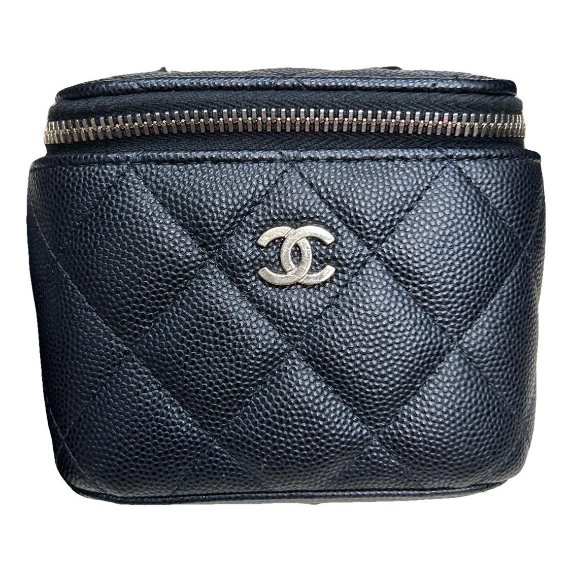 Vanity leather handbag