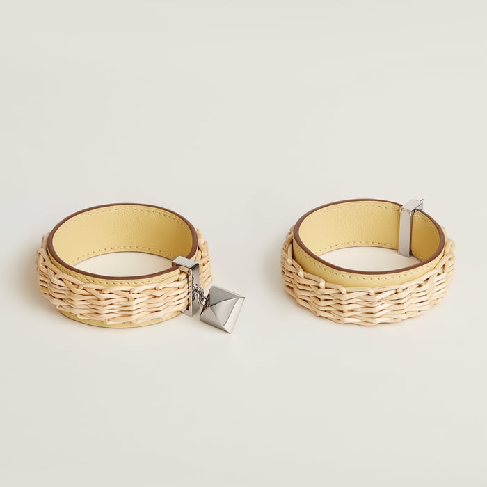 Jaune Poussin Medor Picnic Earrings