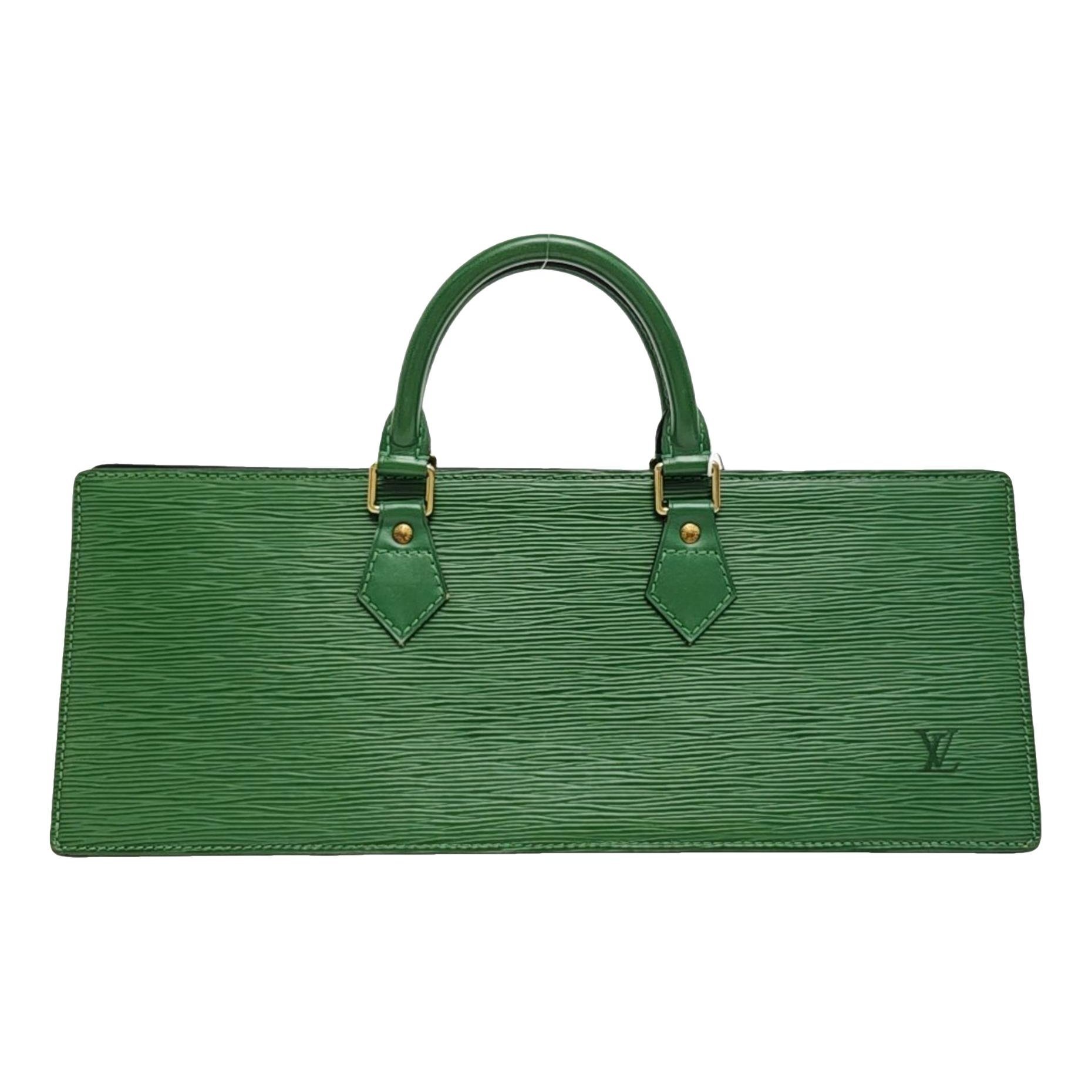 Triangle leather handbag