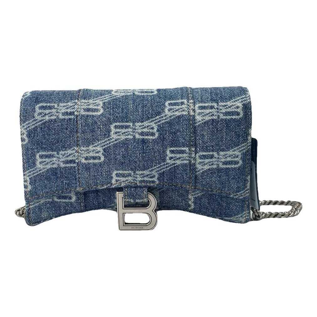 Crush handbag