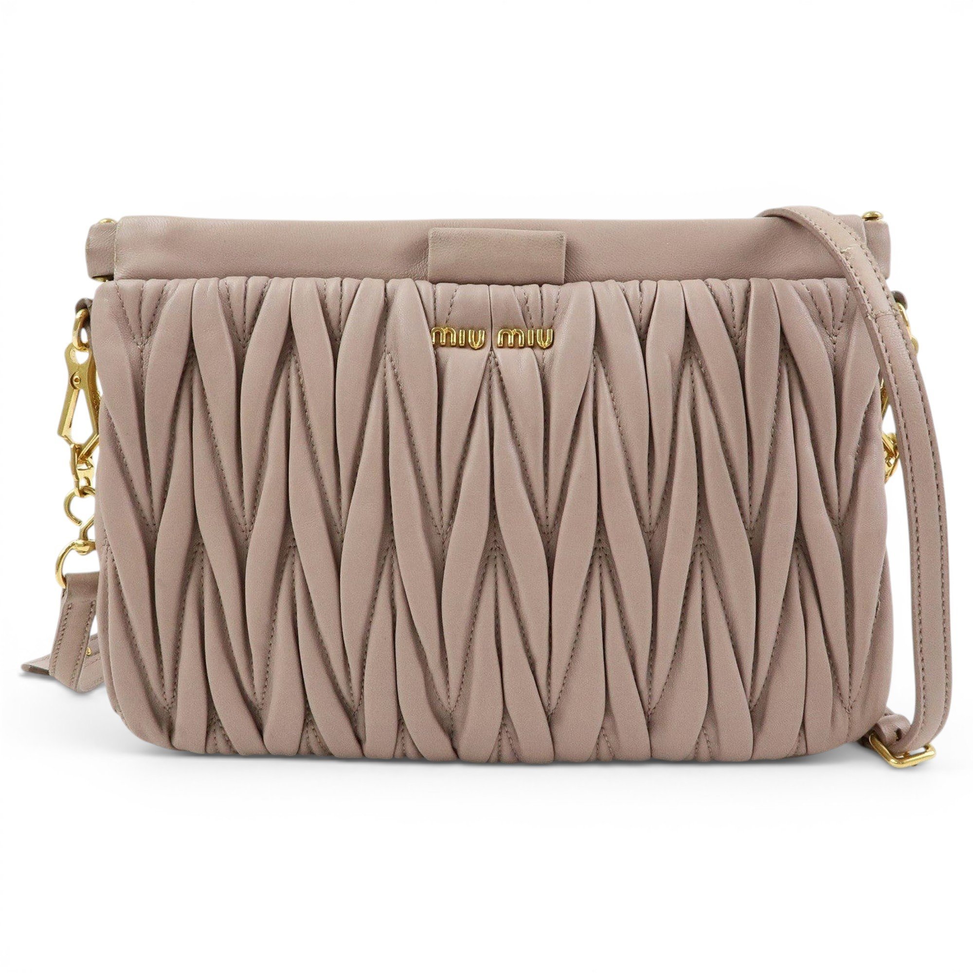 Matelassé leather handbag