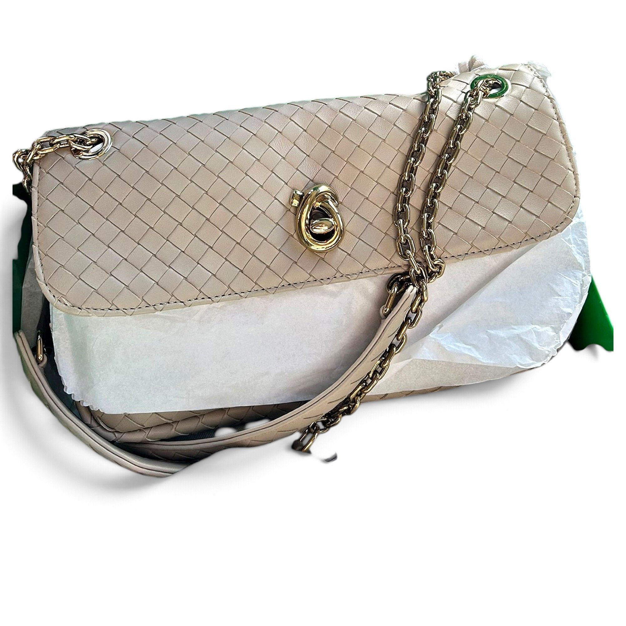 Bottega Veneta Chain Cassette leather handbag