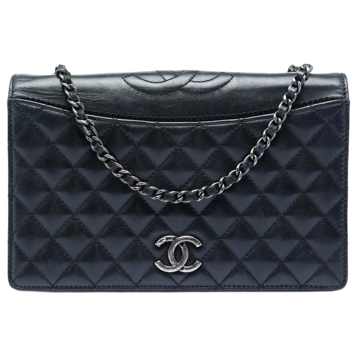 Timeless/Classique leather crossbody bag