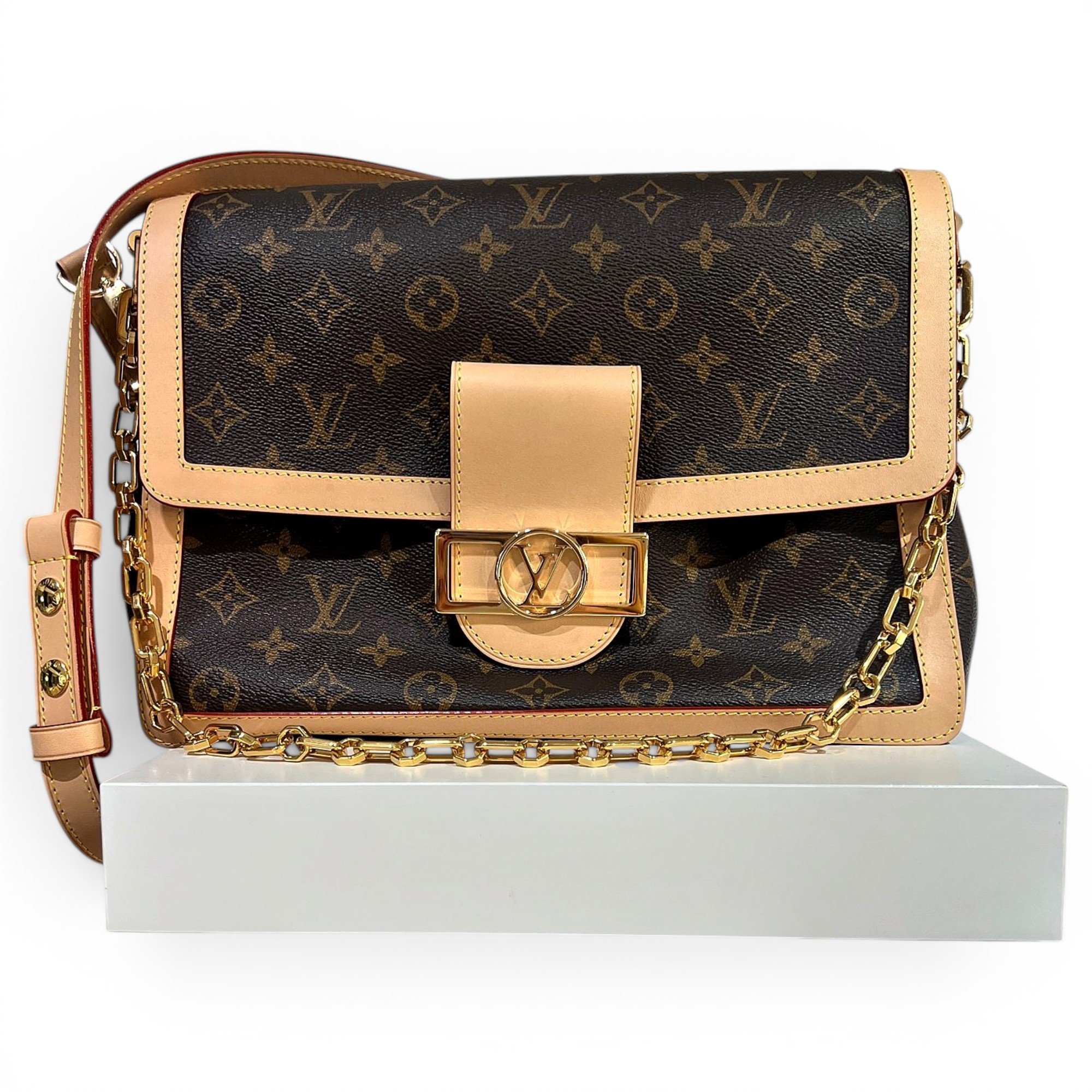 Dauphine leather handbag