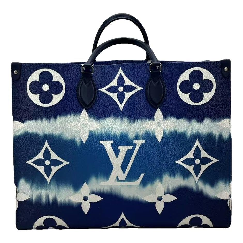 Onthego leather handbag