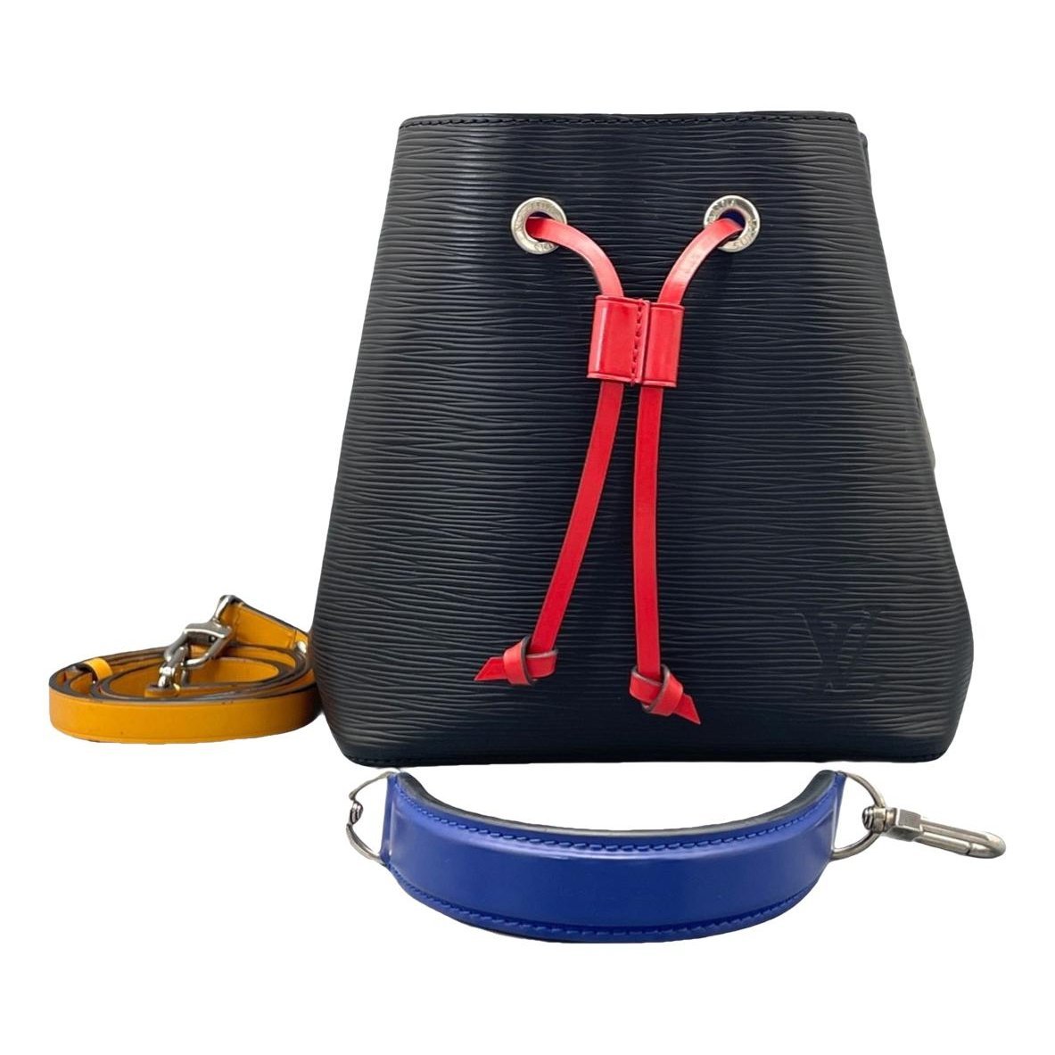 Nano Noé leather handbag